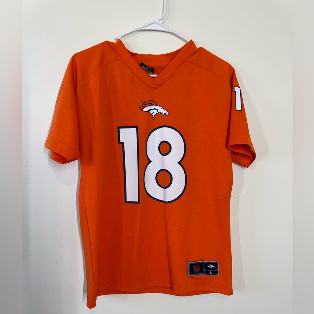 Denver Broncos Youth NFL Orange Football  Jersey Payton Manning #18 Size Large